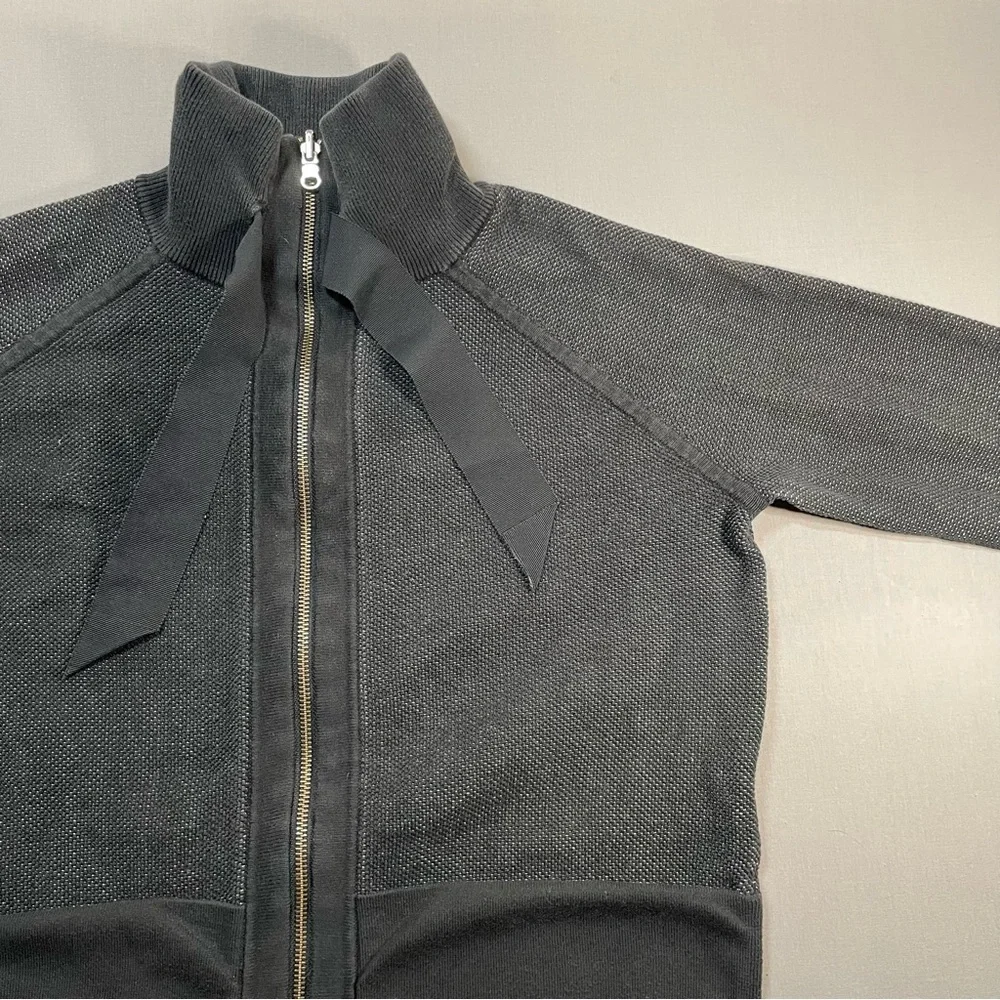 Lululemon Post Savasana REVERSIBLE Jacket in Black & Heathered Grey - Womens 10